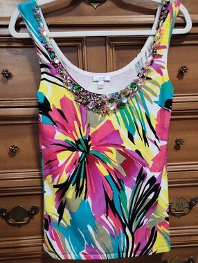 Cache Embellished Floral Tank Top in Multicolor